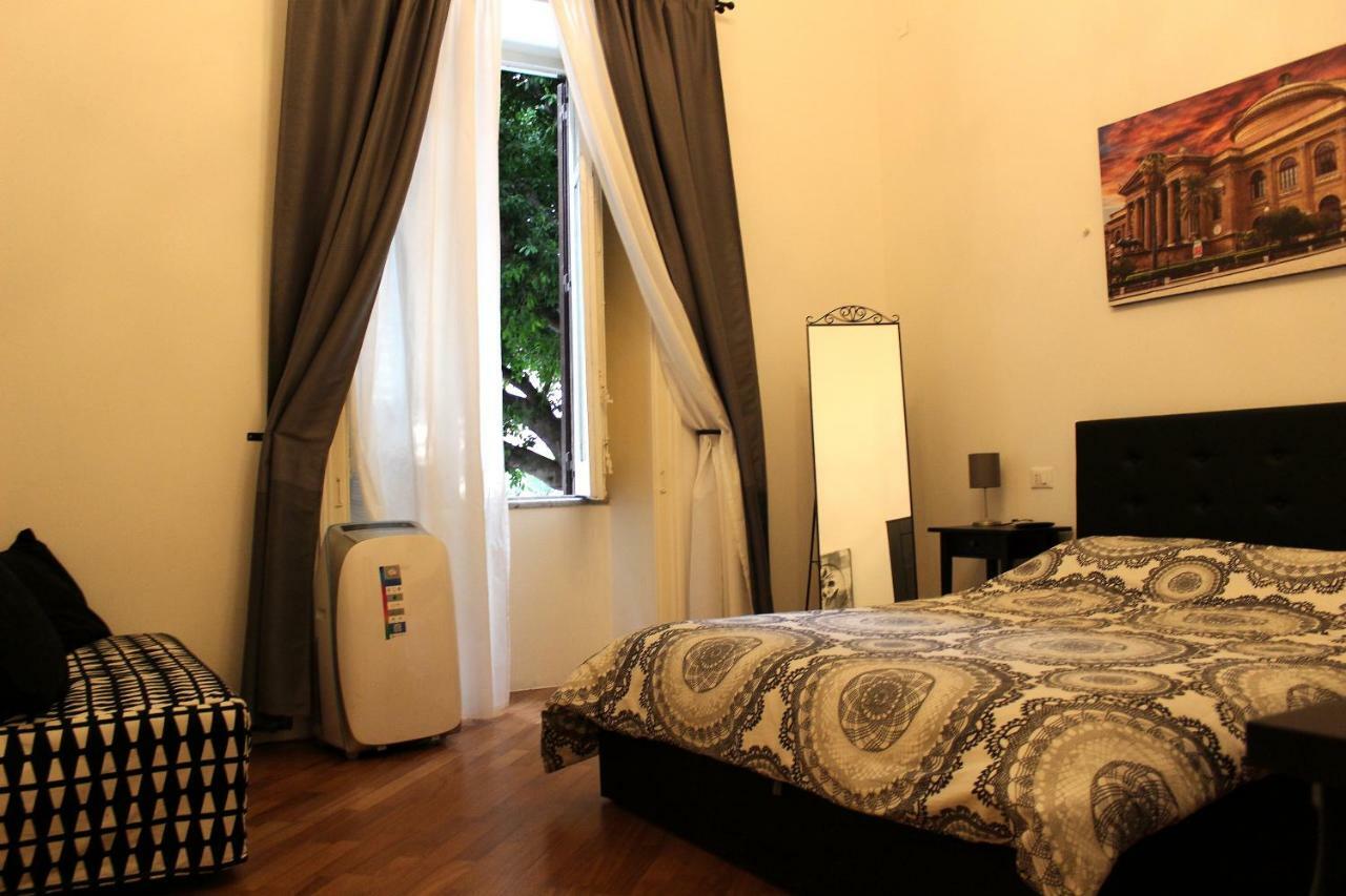Ferienwohnung La Dimora Dell'Artista Palermo Exterior foto